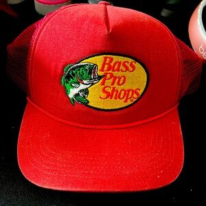 Bass pro shop snap back.